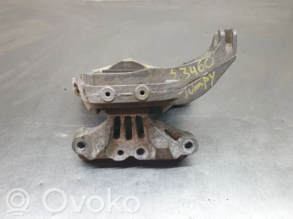 Engine mount bracket   4A103720,4A111210