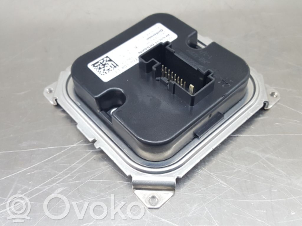 Lastre de faros xenón   260556623R,A2C90665803,DIREITO