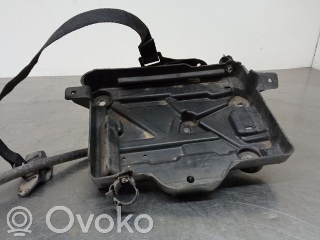 Battery box tray   51882375,51882378,51882387