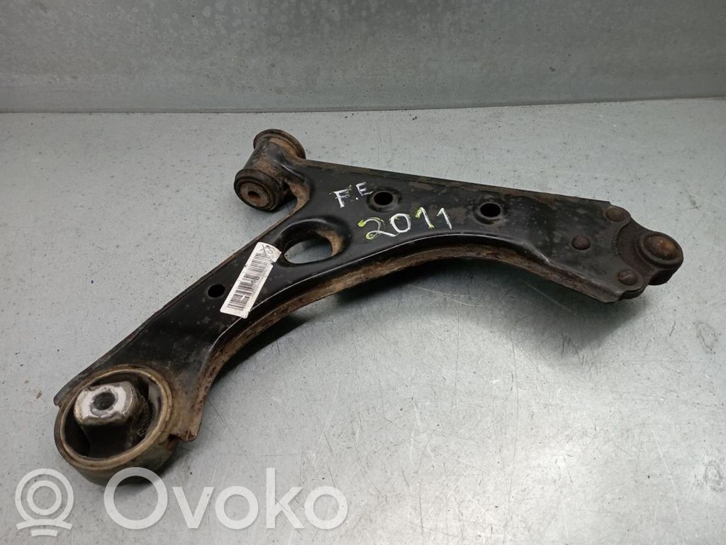Front control arm   C56000312