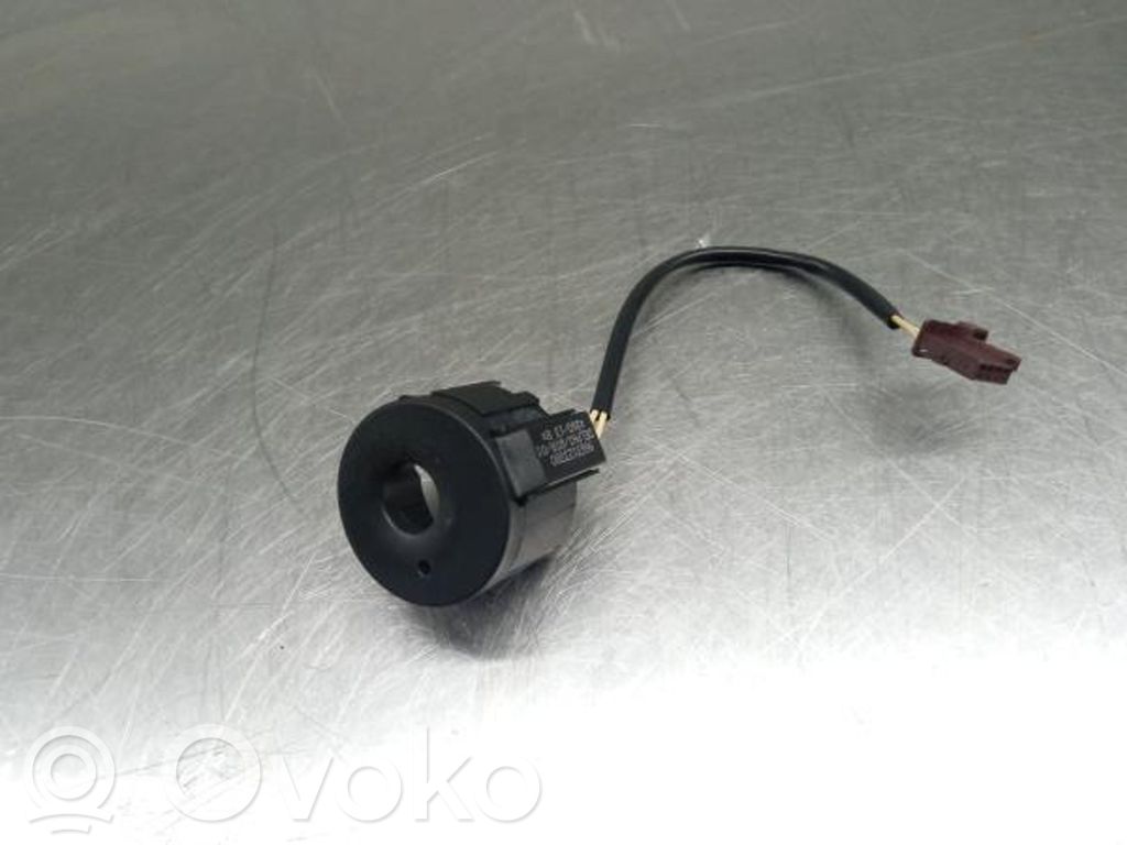 Peugeot 208 I Ignition-blocking relay 