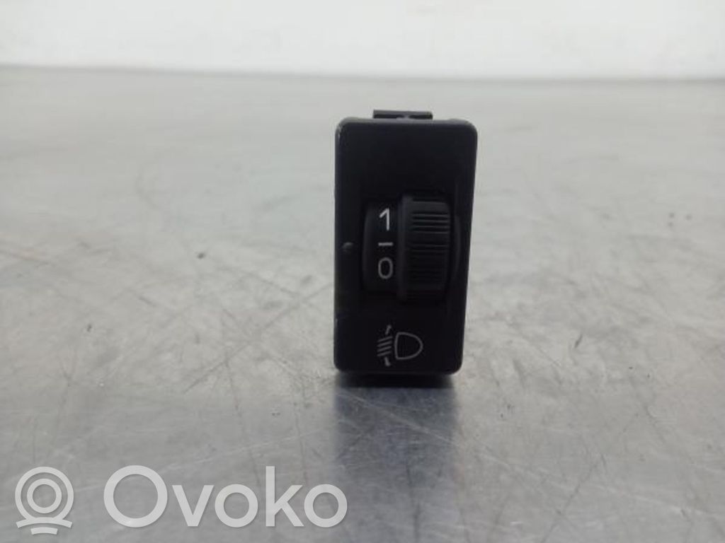 Peugeot 2008 I Interruptor de control multifunción 