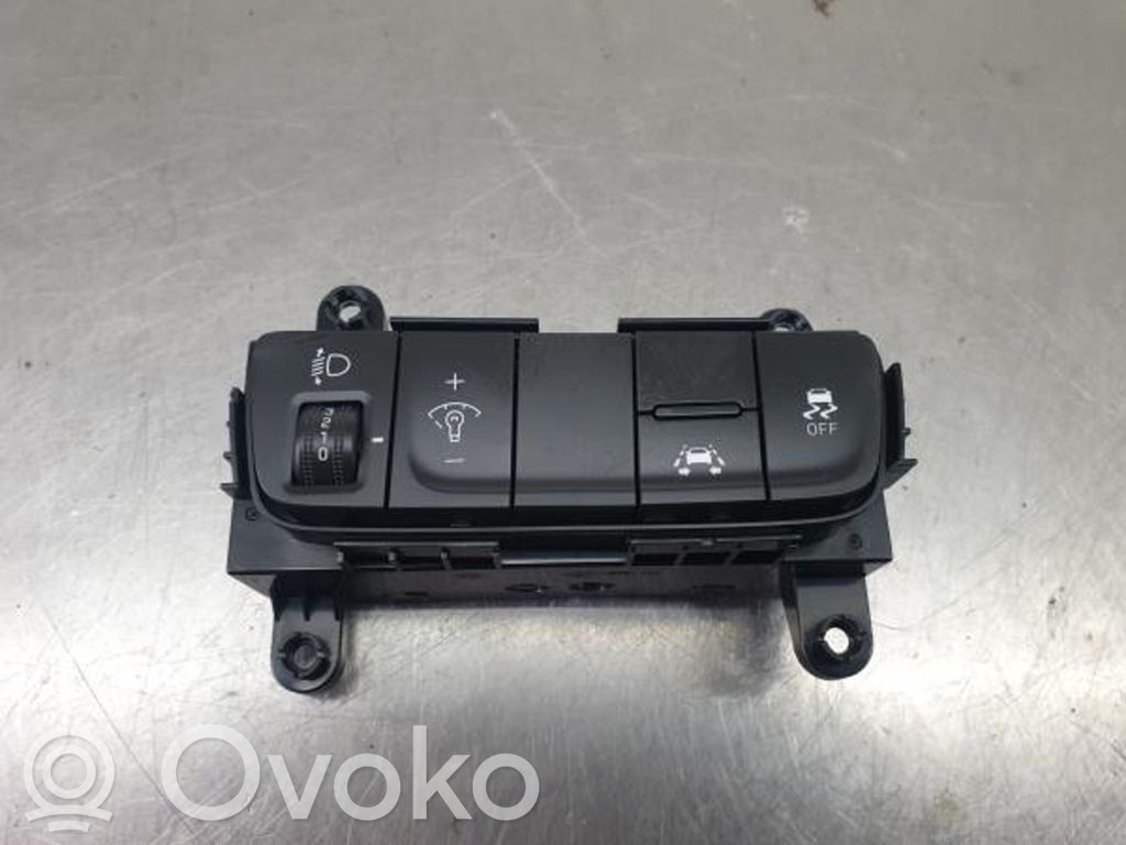 Hyundai Kona I Interruptor de control multifunción 