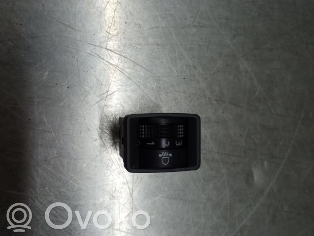 Nissan Note (E11) Multifunctional control switch/knob 