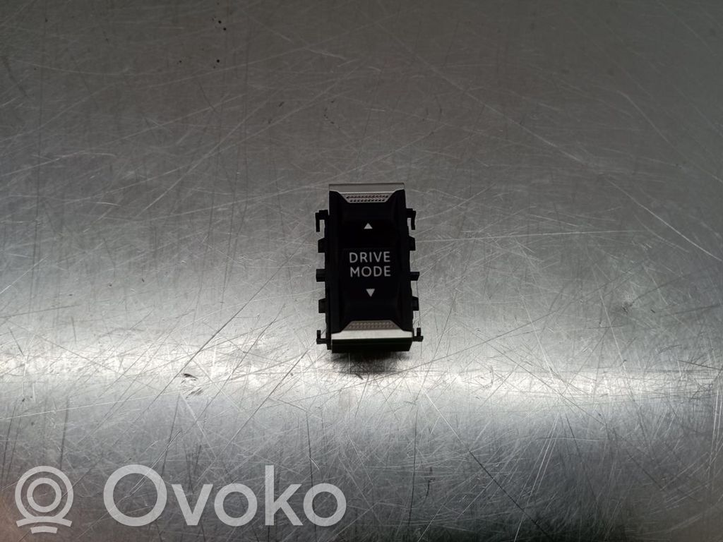 Peugeot 2008 II Przyciski multifunkcyjne 