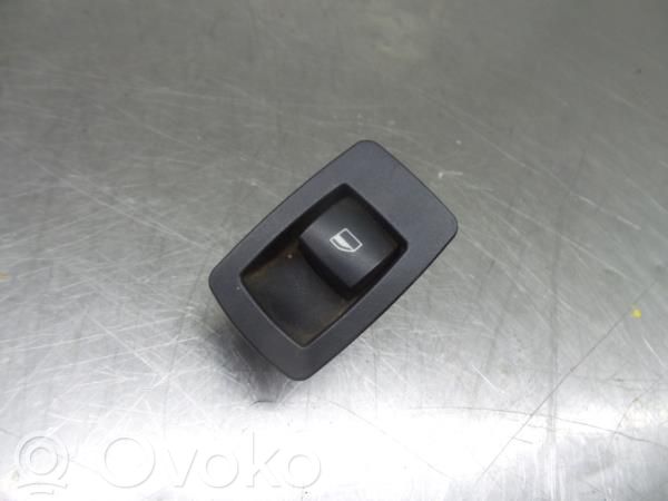 BMW 1 E81 E87 Interruttore di controllo dell’alzacristalli elettrico 