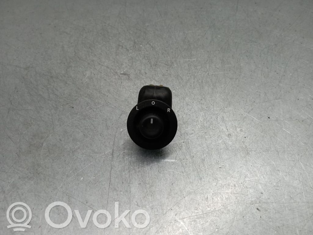 Wing mirror switch   1312A,04602788AA