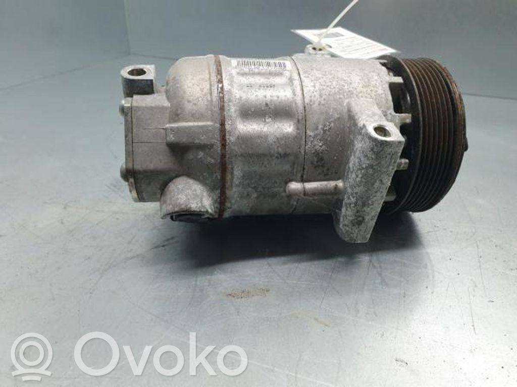 Renault Clio IV Compressore aria condizionata (A/C) (pompa) 
