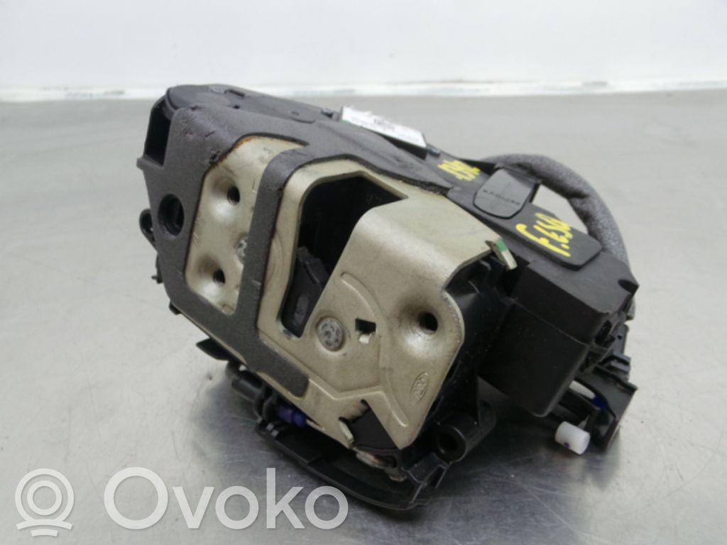 Ford Focus Front door lock 