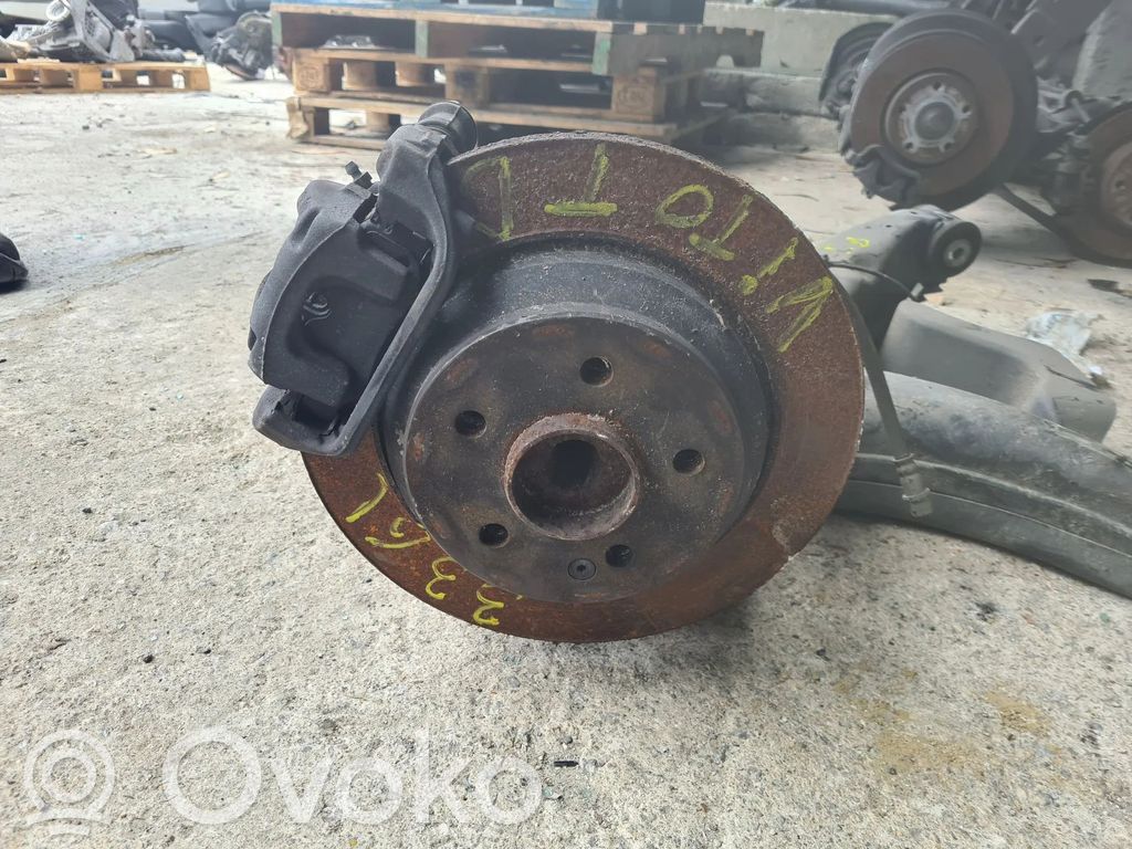 Mercedes-Benz Vito Viano W447 Fuso a snodo con mozzo ruota posteriore