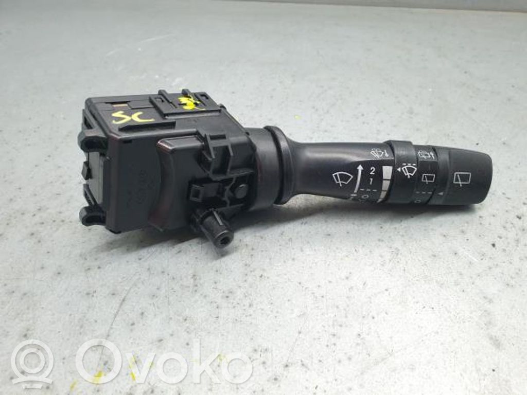 Hyundai i30 Wiper speed switch 