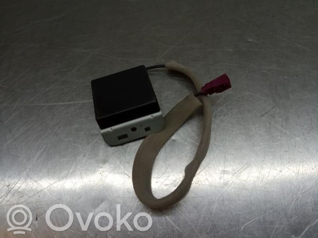 Unité / module navigation GPS   282120588R,2008281636,ANTENATELEFONE