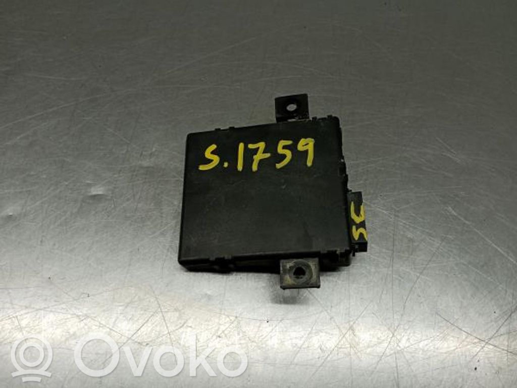Sonstige Steuergeräte / Module   8R0907468H