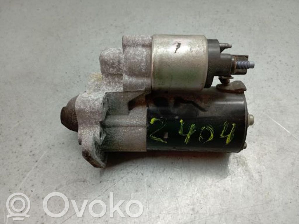 Motor de arranque   233001073R,0001136008