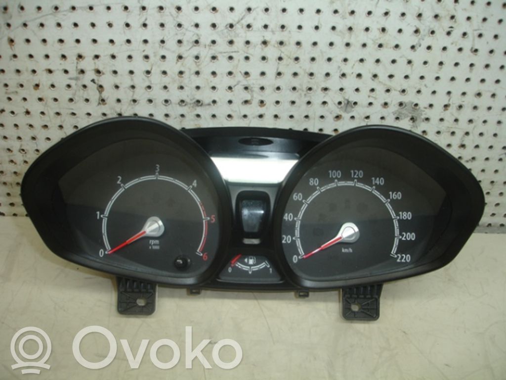 Geschwindigkeitsmesser Cockpit   8A6T10849CN