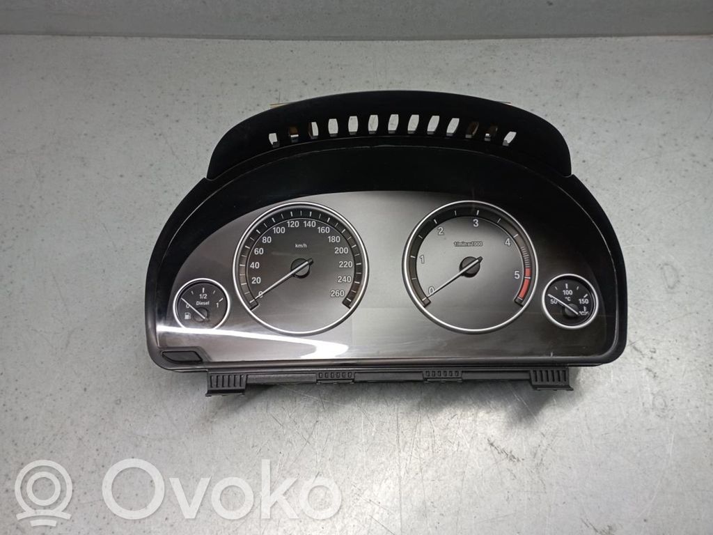 BMW X3 F25 Spidometrs (instrumentu panelī) 