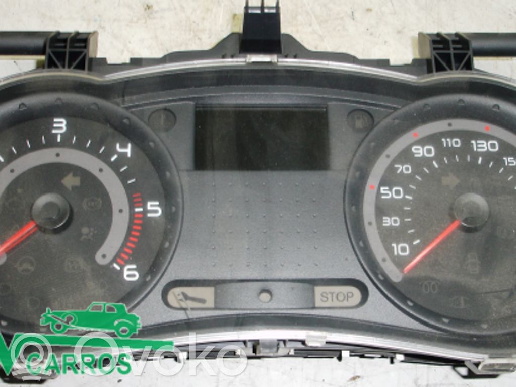 Renault Clio III Geschwindigkeitsmesser Cockpit 