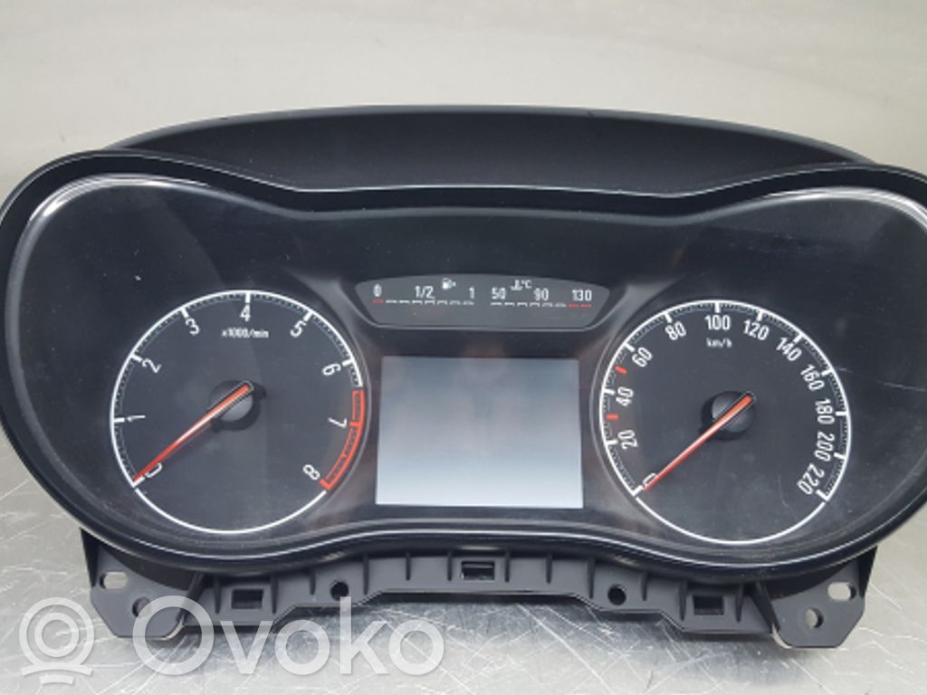 Opel Corsa E Speedometer (instrument cluster) 