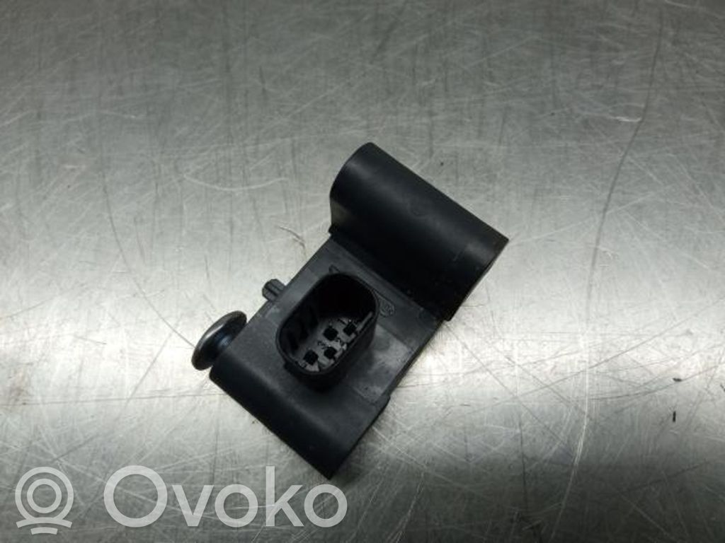Senzor impact/declanșare airbag   6911003,0285003900