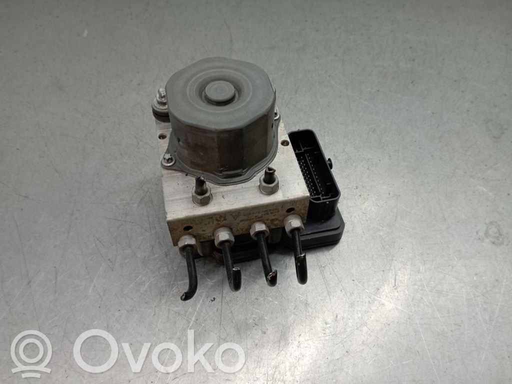 Opel Corsa E ABS-pumppu 
