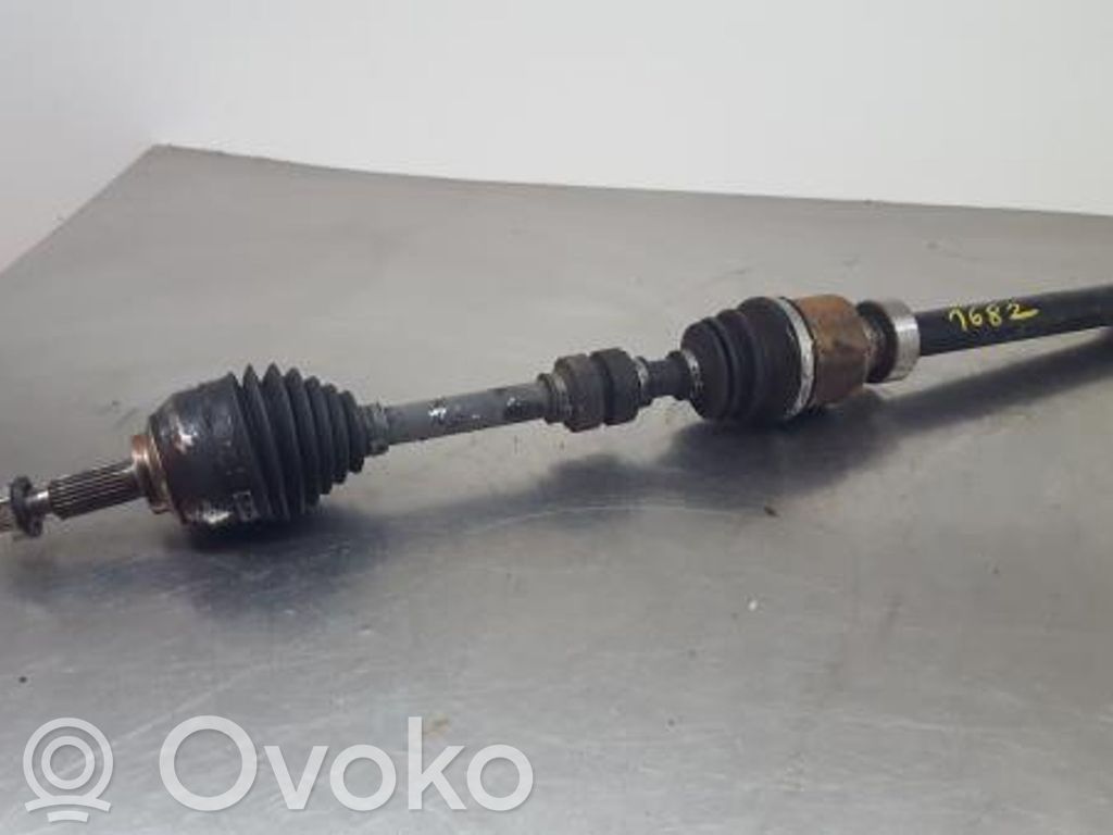 Nissan Micra K14 Arbre d'entraînement avant 