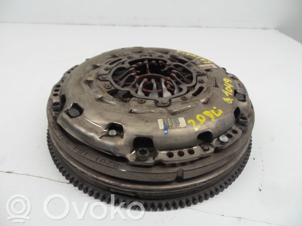 Volant moteur   98000,8201154971