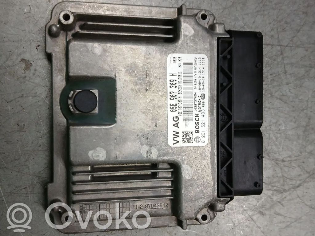Engine control unit/module   05E907309H,0261S21433