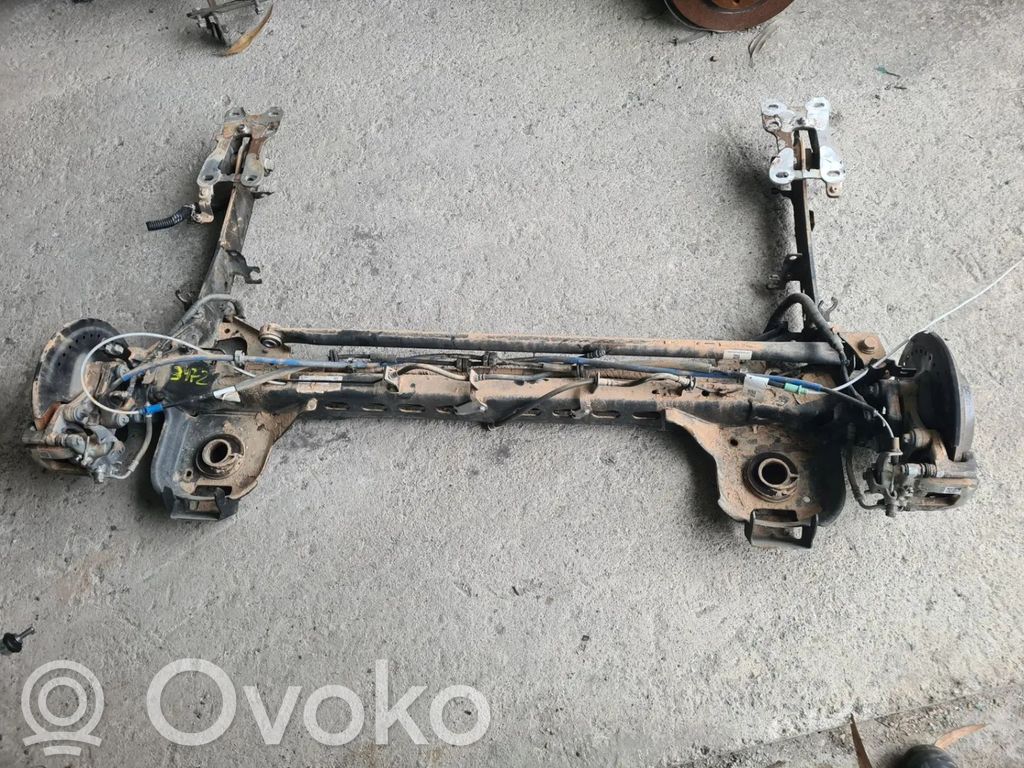 Eje trasero   555019132R,A4203503600
