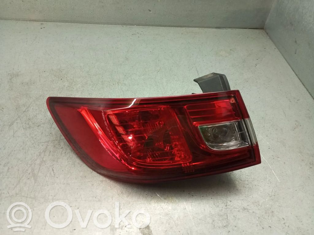 Renault Clio IV Takaluukun takavalot 