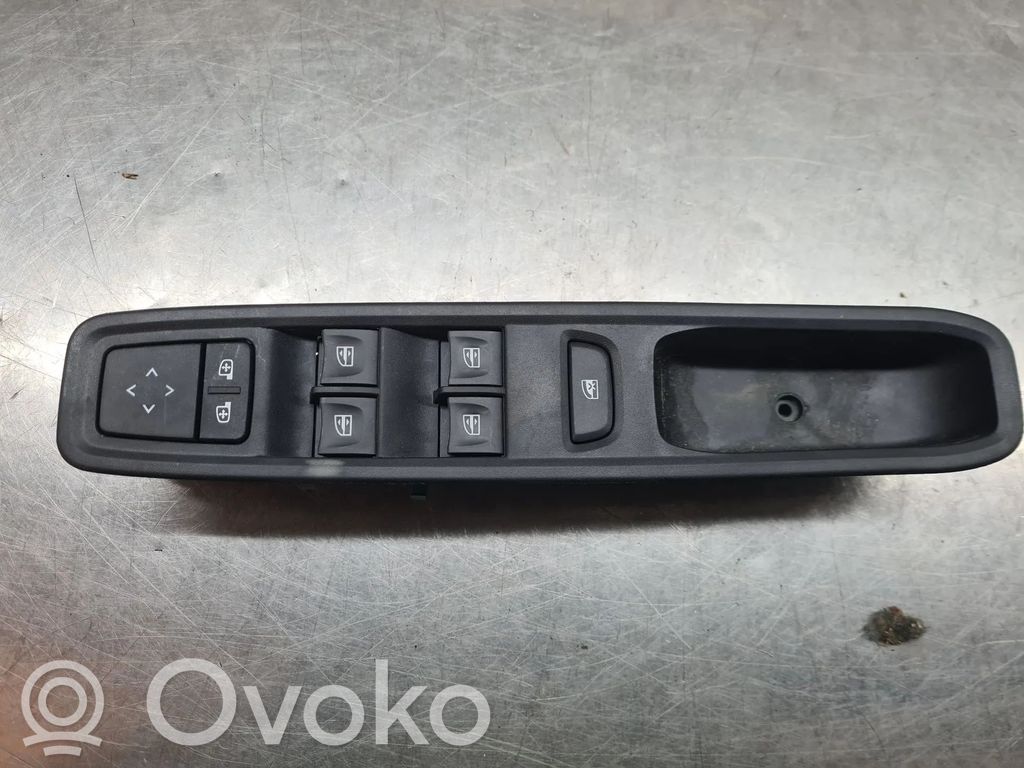 Electric window control switch   809611146R