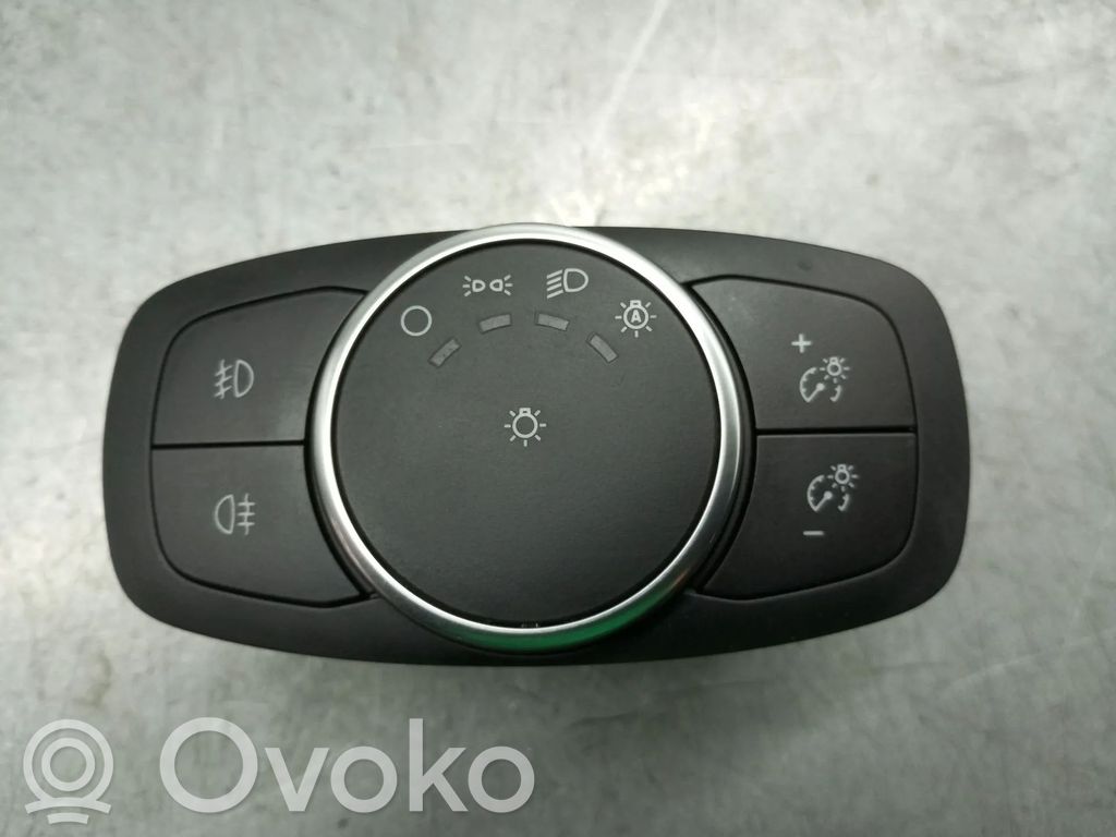 Ford Focus Light switch 