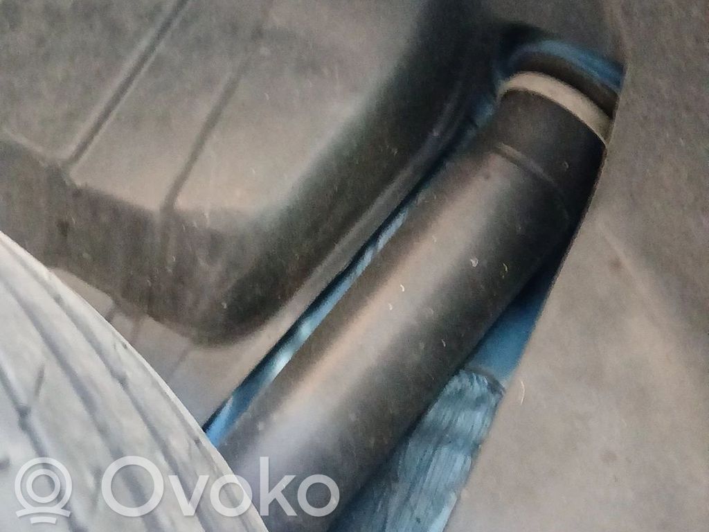Stoßdämpfer hinten