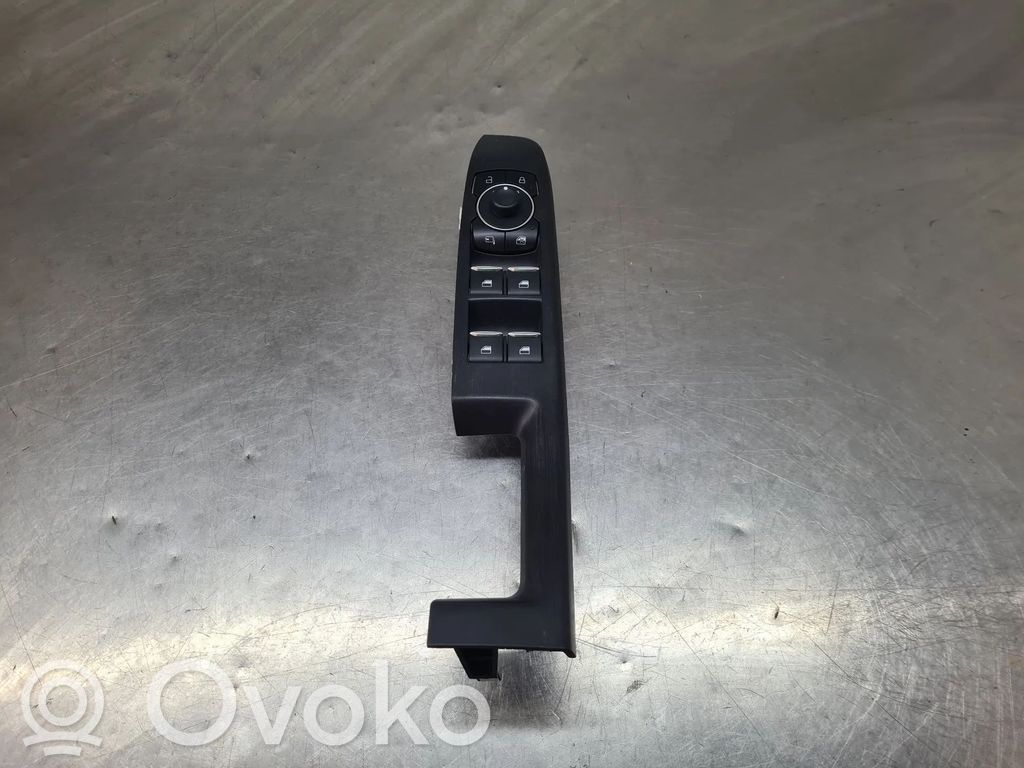Electric window control switch   NX7T14540DC,SANDD1A081D