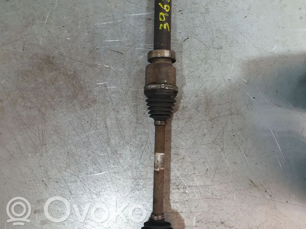 Etuvetoakseli   F1F63B436JA