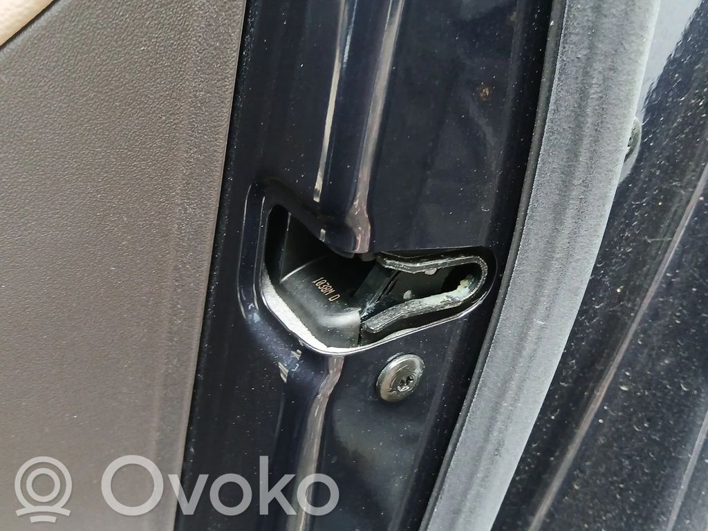 Etuoven lukko
