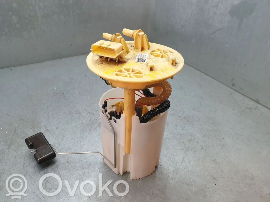 Renault Megane IV Pompa carburante immersa