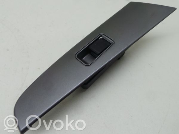 Electric window control switch   03123111,BS3F66380