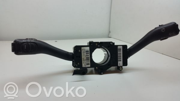 Audi A3 S3 8P Autres commutateurs / boutons / leviers 