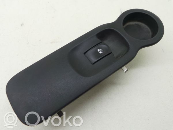 Elektrisko logu slēdzis   8200278436,418218H