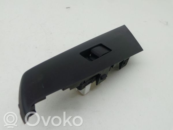 Electric window control switch   9304T1,66370,BBM2,BBM4685L6