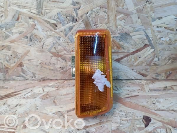Opel Corsa A Etupuskurin suuntavilkku