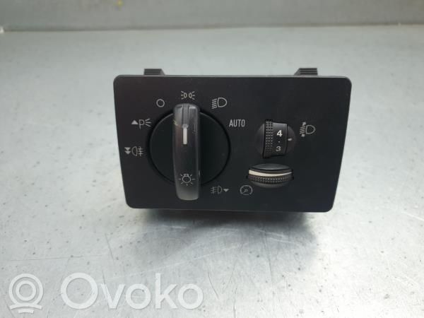 Lukturu slēdzis   7M5T13A024CA,04069730