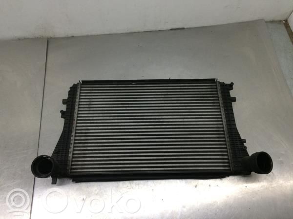 Refroidisseur intermédiaire   1K0145803T