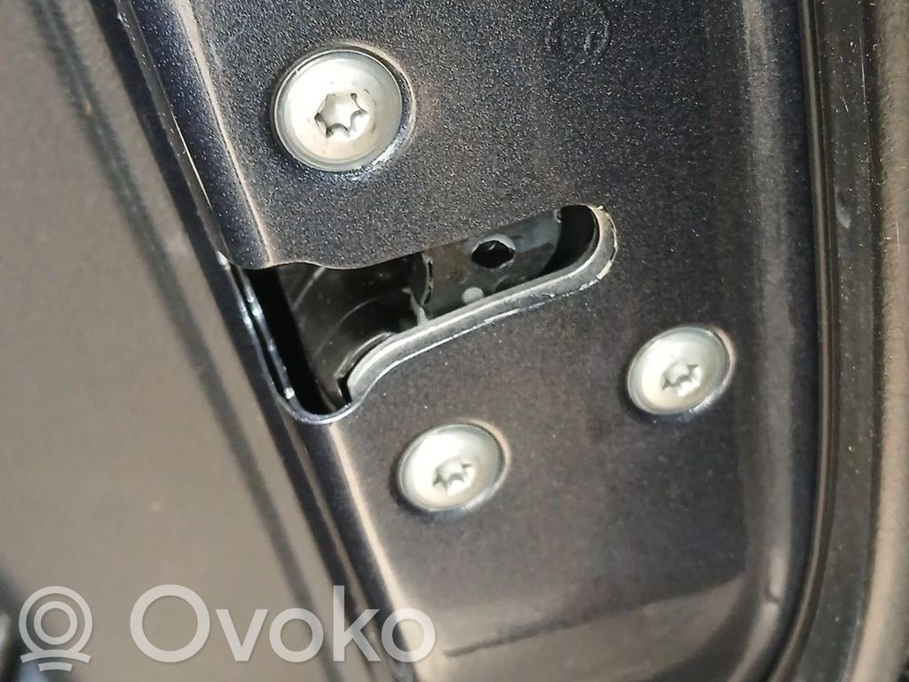 Etuoven lukko