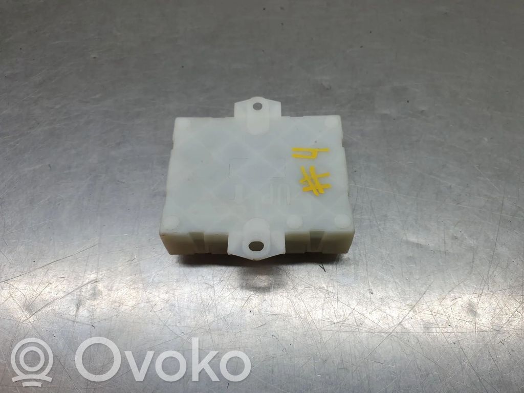Nissan X-Trail T32 Module confort 