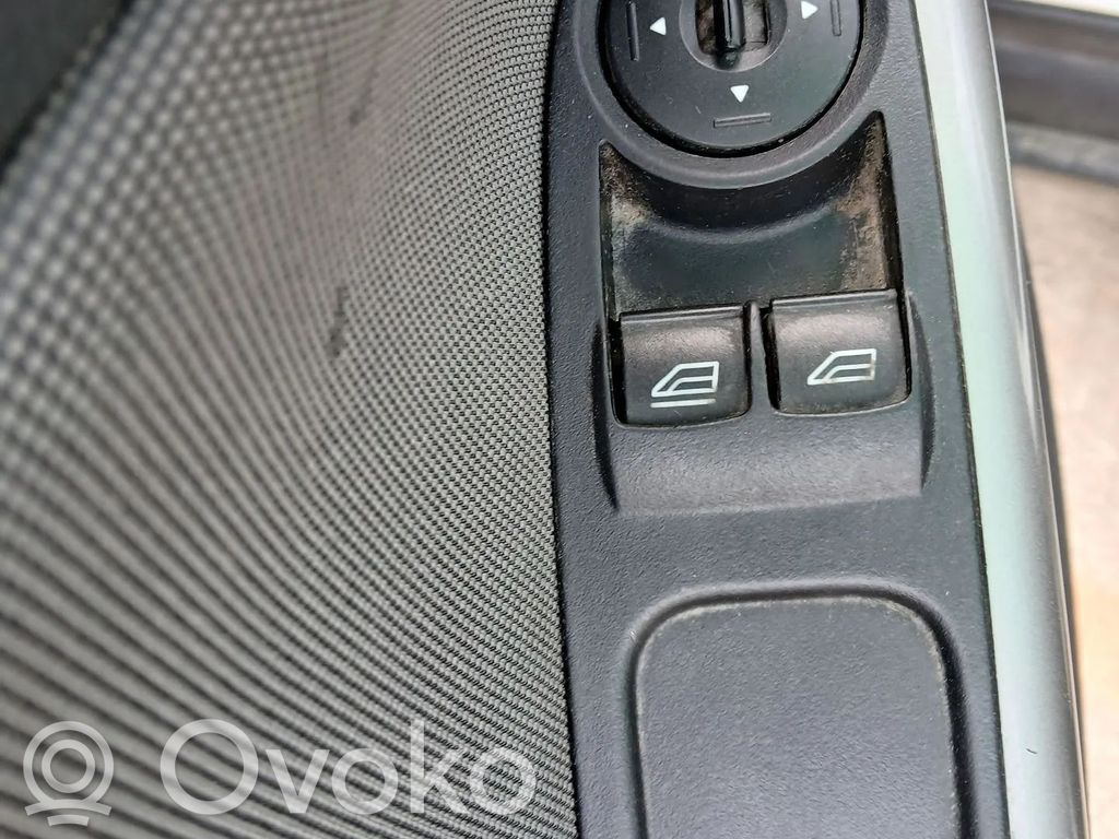 Interruptor del elevalunas eléctrico   1690874,1712877,1746832,1770507,AM5T14529BA,AM5T14529BB,BK2T14529AB,BM5T14529BA