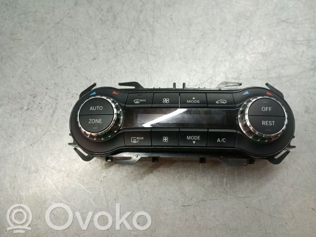 Mercedes-Benz A W176 Panel klimatyzacji 