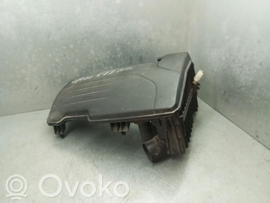 Dacia Sandero Luftfilterkasten 