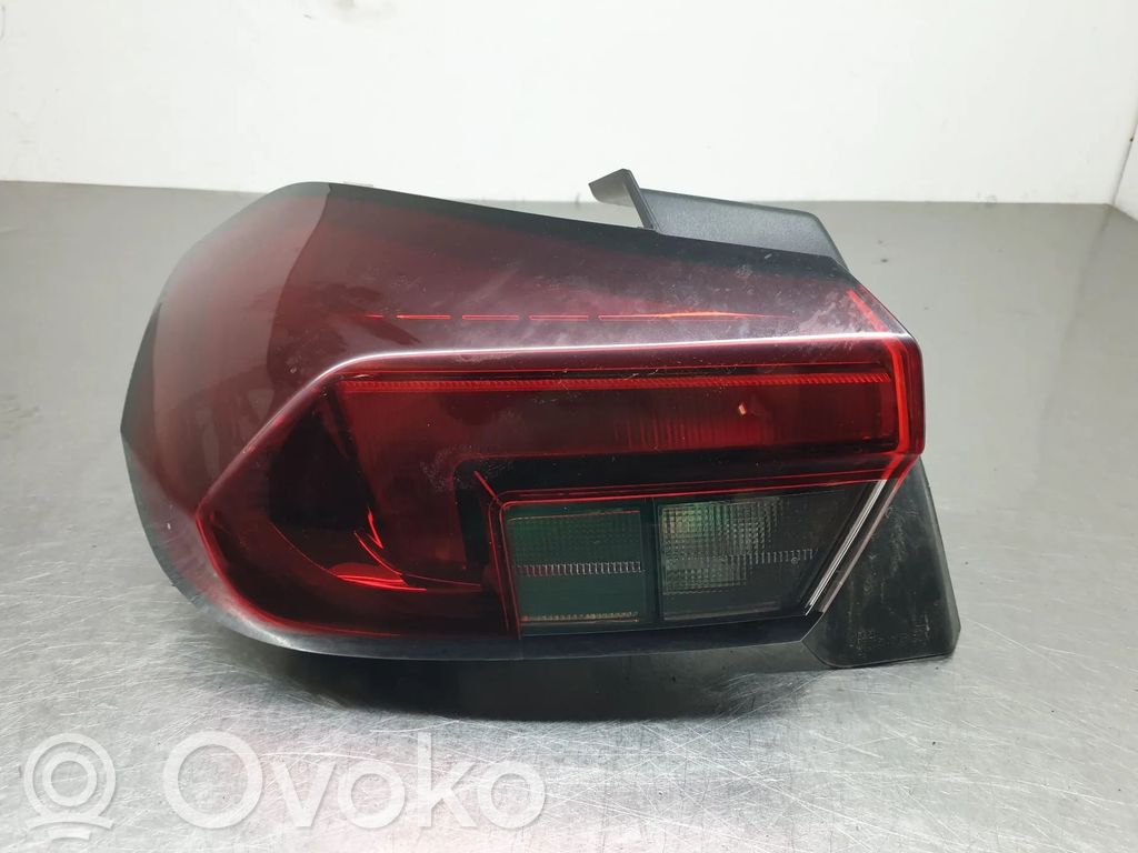 Opel Corsa F Luci posteriori del portellone del bagagliaio