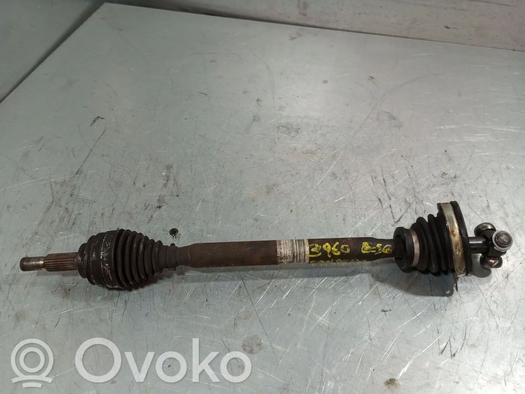 Eje de transmisión delantero   391010167R,391011434R,391014274R,391014626R,391017561R,391017723R,391018492R,391019117R,392410919R,392414459R,397415949R,6001547767,6001548658,6001548659,6001550339,6001551490,7701473830,7711497479,8200017057,8200499304,8200503358,8200893511
